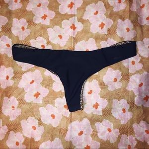 SOLD 💐 ACACIA • Ocean Hookipa Bottoms